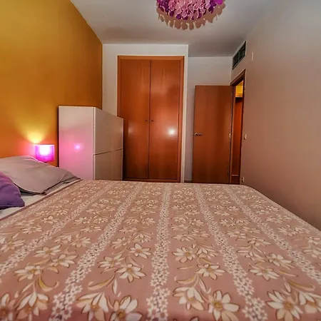 Esmeralda Lloret Apartment